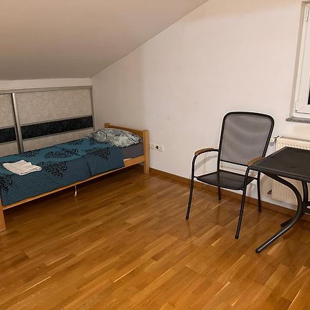 Rooms Near The Airport Saraievo Exterior foto