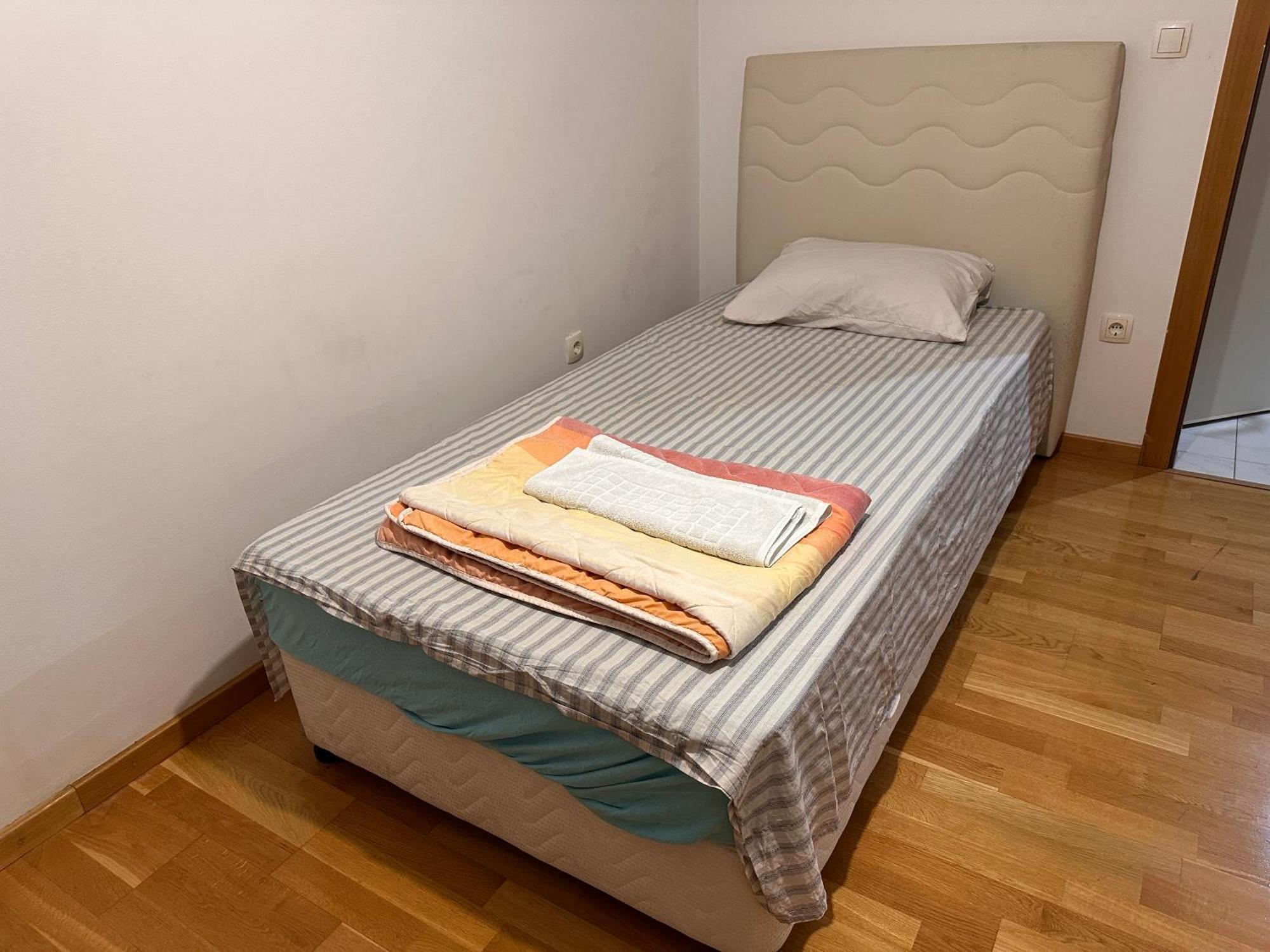 Rooms Near The Airport Saraievo Exterior foto